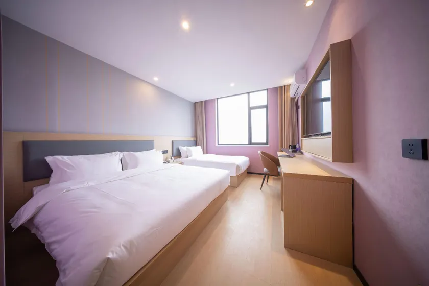 Jumei Hotel - Image 1
