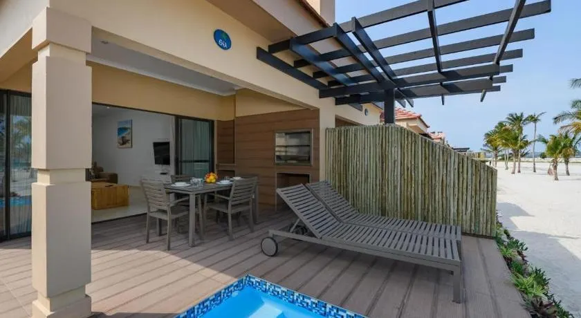 Beachfront Luxury Villa - Private Pool & Sunset Views - Image 1