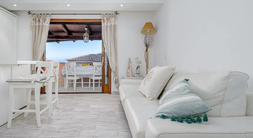Villetta Sky View - by And Service - Image 1