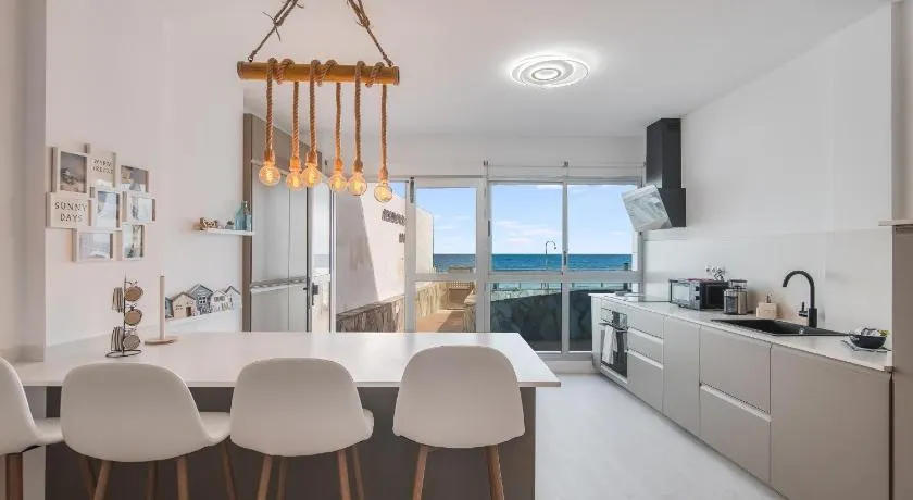 Home2Book Beachy Vibes Sea Side Apartment, Guia - Image 1