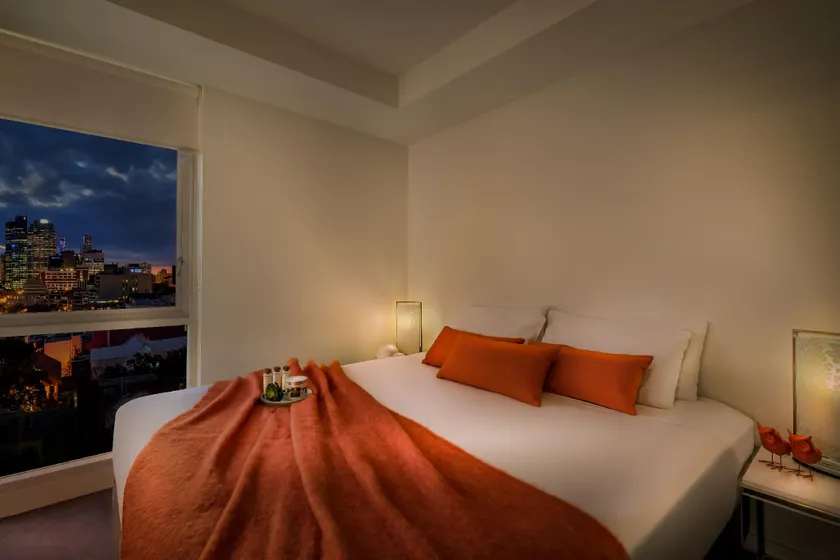 Adele Apartment Hotel East Melbourne - Image 1
