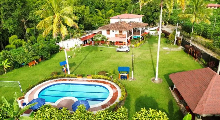 Finca hotel los cocos - Image 1