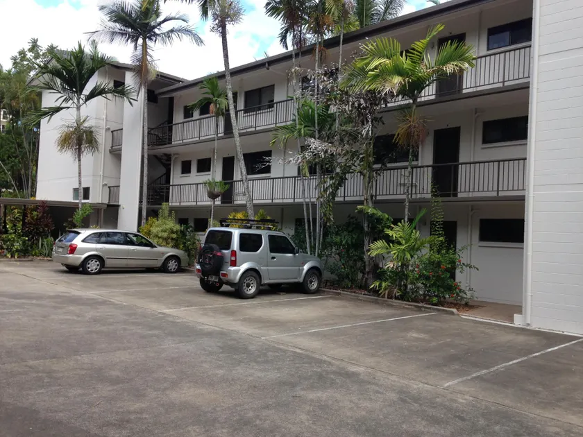 Palms at Trinity Apartment - Image 1