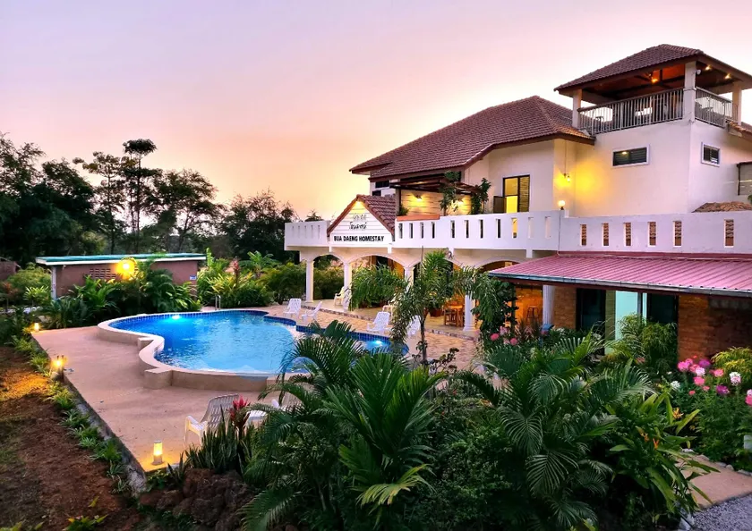 Bua Daeng Resort - Image 1