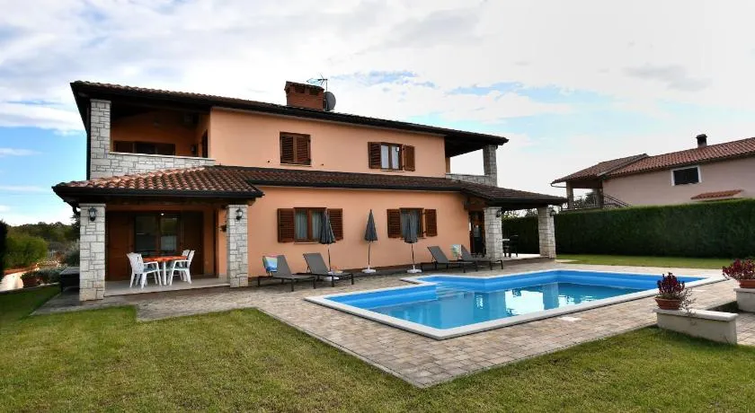 Apartment Nina - Image 1