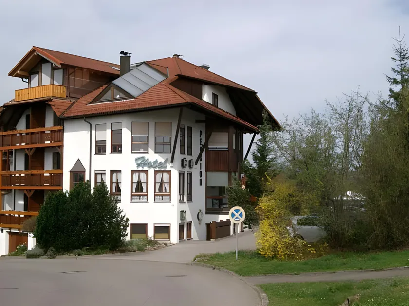 Hotel Glück - Image 1