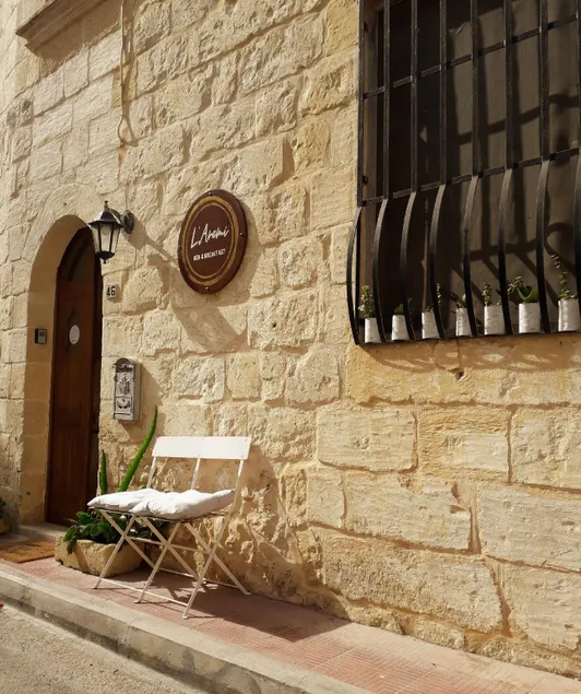 Laremi Gozo B&B - Image 1