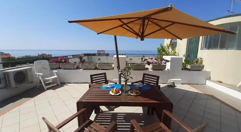 La terrazza tra il Mare e gli Ulivi by Holiday World - Image 1