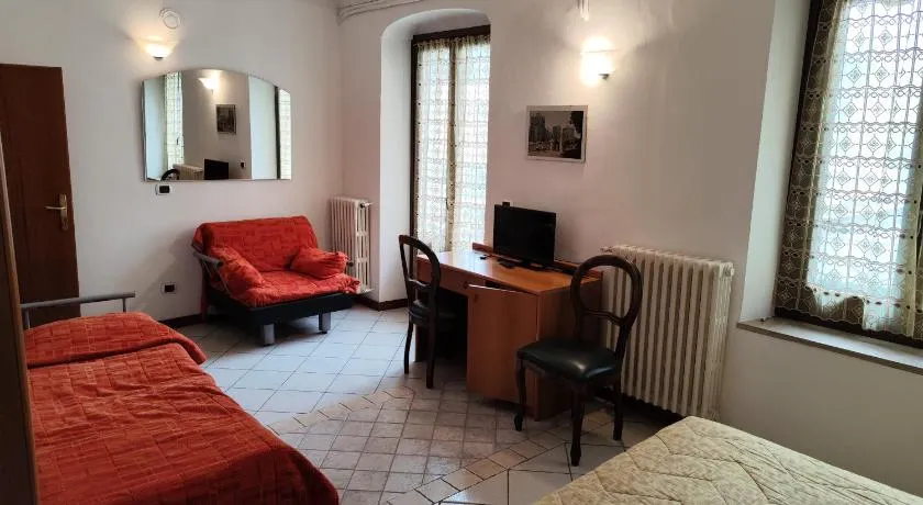 Park Hotel - Image 1