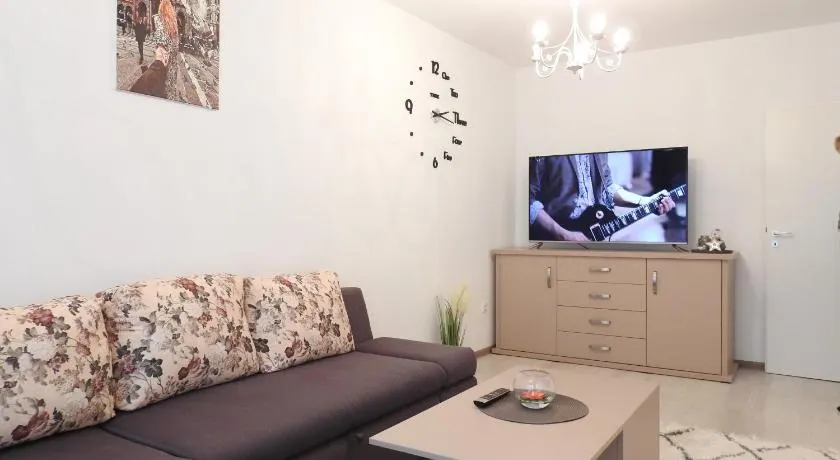 TRUST Apartaments 2 - Image 1