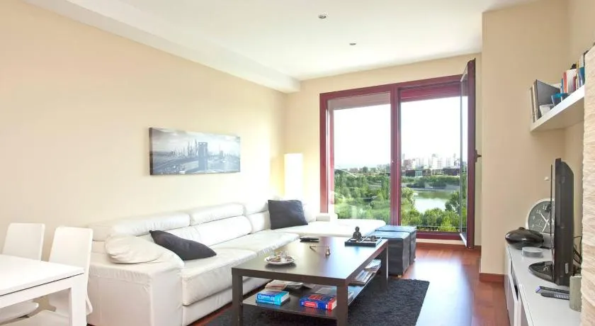 Comfortable Apartment in Mislata - 50 m² - Parking Included - Image 1