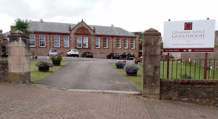 Grammar Lodge Guest House - Image 1