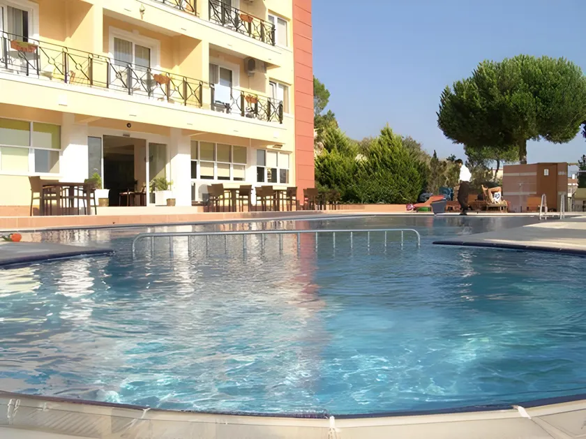 My Solmaz Hotel - Image 1