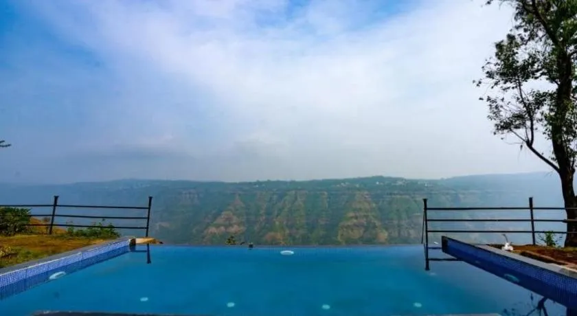 Lifeline Villas - Miracle Luxurious 3bhk Valley Edge Infinity Pool Villa - Image 1