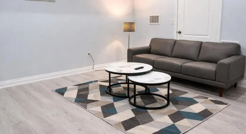 Modern 2BR Basement Suite Private Entrance - Image 1