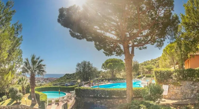 Villaggio Colombo V6 - Image 1