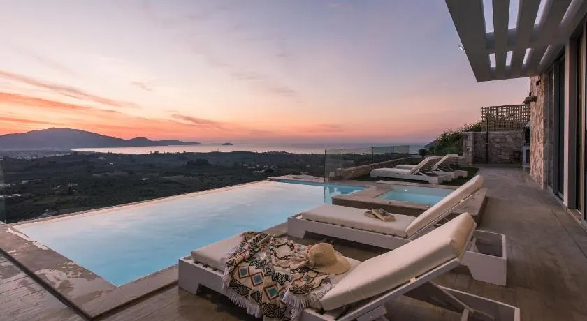 Pietra Caves Suites - Image 1