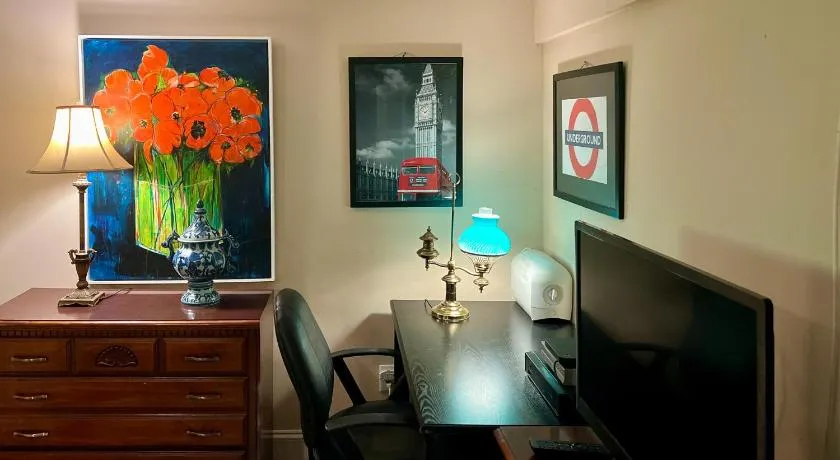 Charming 1-bedroom Basement Close to DC Pets Allowed - Image 1