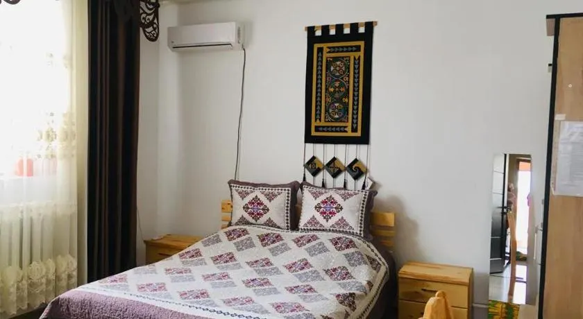 Guest House EtnoDom - Image 1