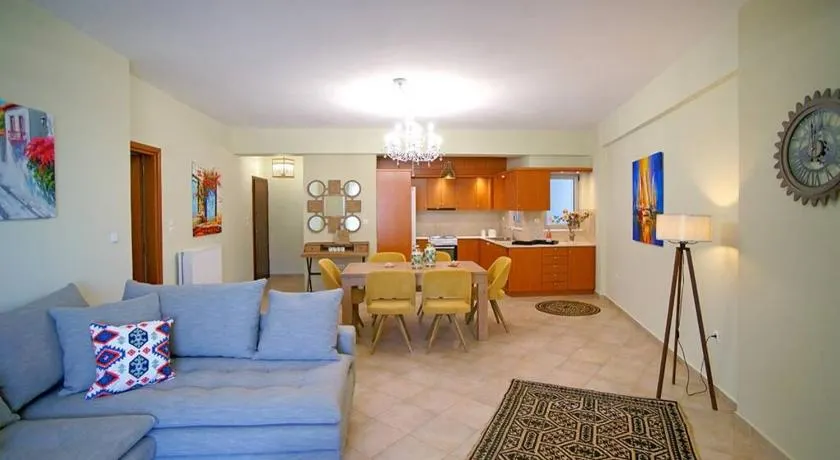 KYPARISSIA LUXURY HOME - Image 1