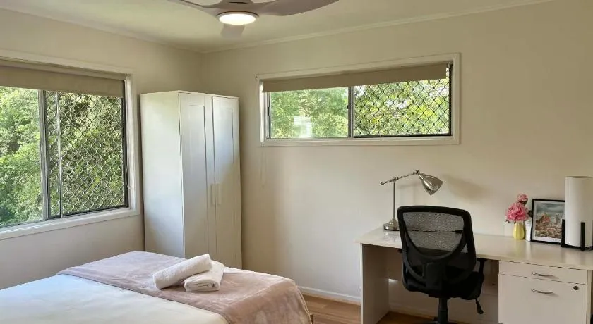 Welcome to Your Leafy Retreat in Graceville - Image 1