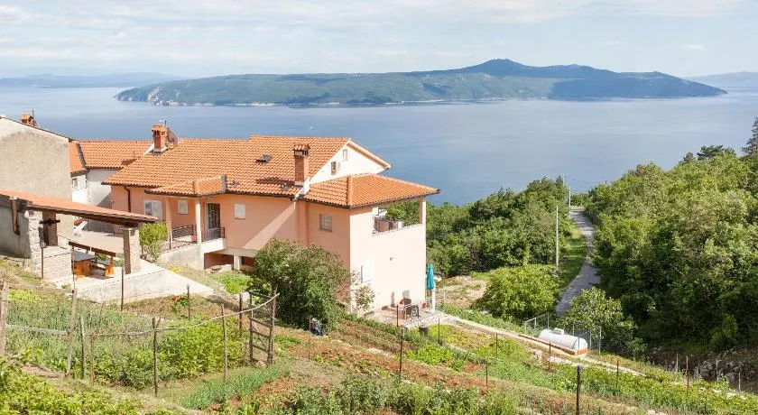Apartmani Sandra Rovini - Image 1