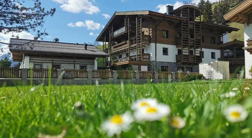Apartamento vacacional con jardín | Esquí cercano | Acepta mascotas - Image 1