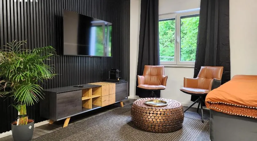 Hotel Valley Of Business Frankfurt Airport Black Label Studio - Image 1