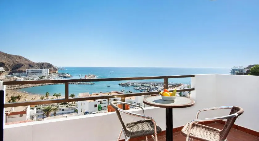 Apartamento Mirra - Beach view - Image 1