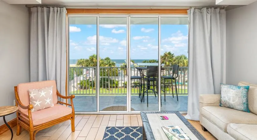 Tybee Beach Club 137 - Image 1