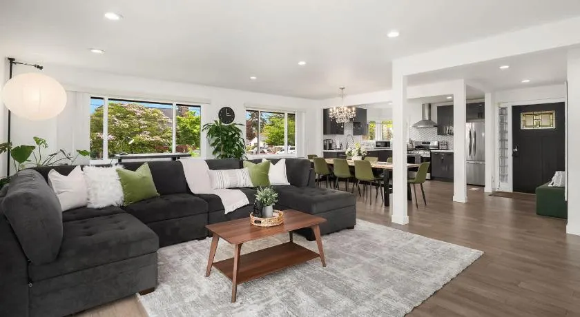 Maple Leaf Modern Retreat with EV Charger - Image 1
