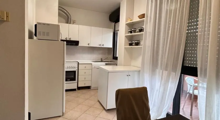 Veliero Fronte Mare 3 camere Flexrent - Immobiliare Abissinia - Image 1
