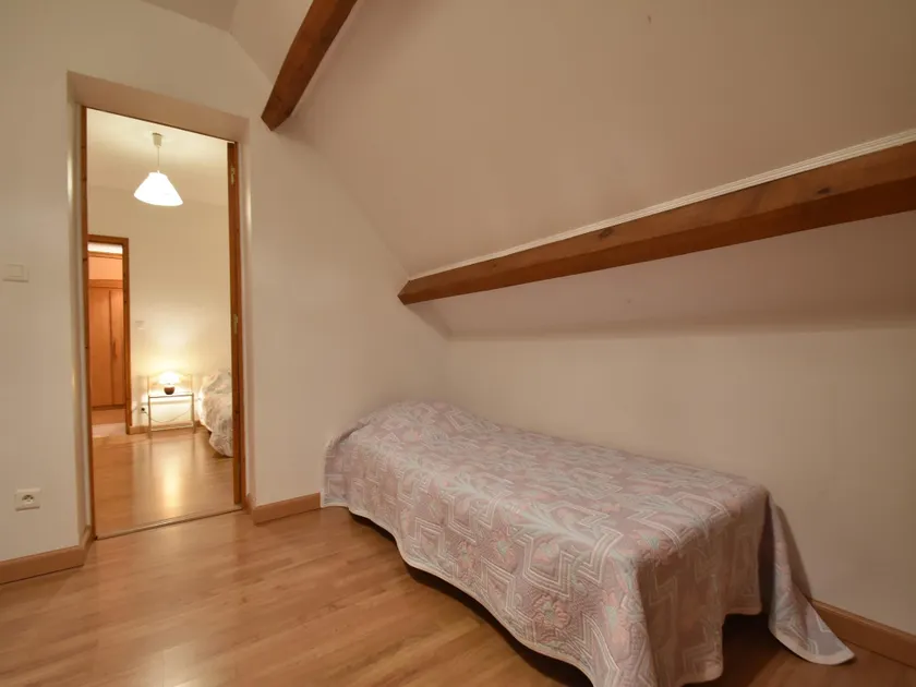 Rummeligt feriehus med privat pool - Image 1