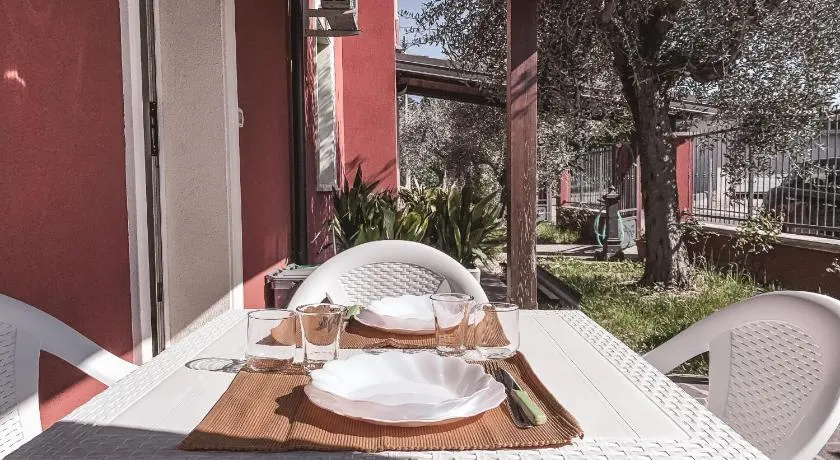 Appartamento La Casa Rossa - Affitti Brevi Italia - Image 1