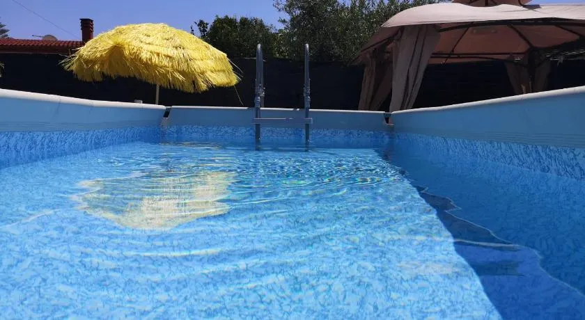 villa mina con vasca idromassaggio - Image 1