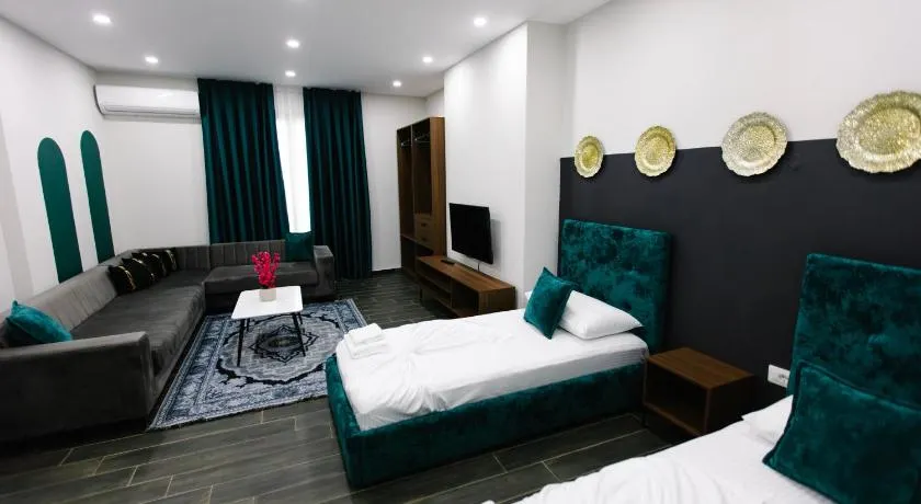 Andor Luxury Hotel & Duplex - Image 1