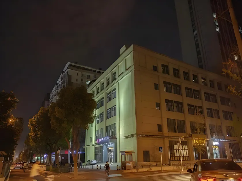 Echarm Hotel Wuhan High-speed Rail Peace Park Metro Station - Image 1