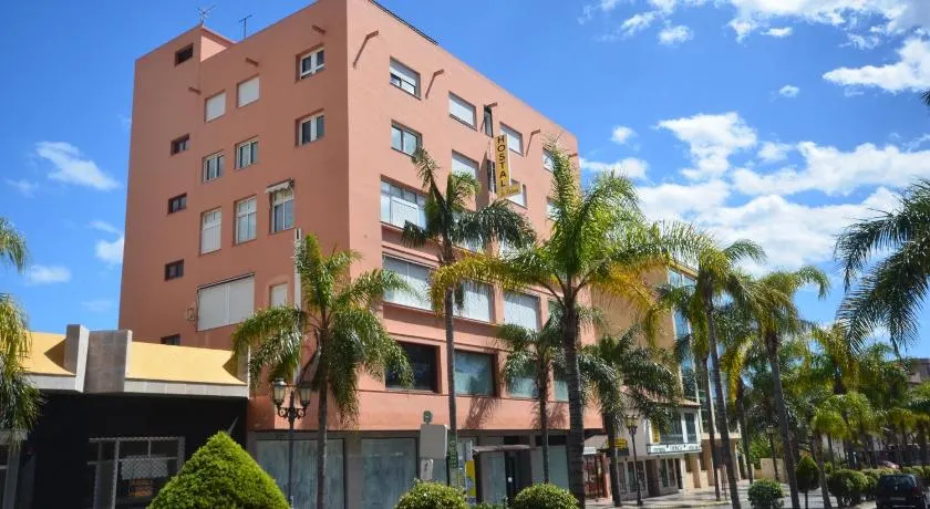 Hostal La Palmera - Image 1