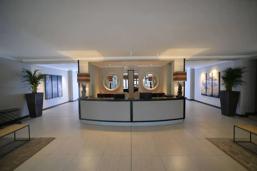 Regent Select Hotel - Image 1