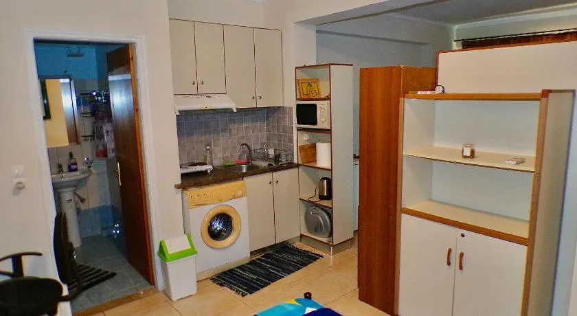 Nefeli’s guest house - Image 1