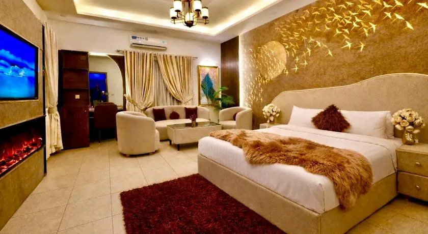 Grand Berkshire Signature Hotel operated by Berkshire Hotels & Resorts UK - Image 1