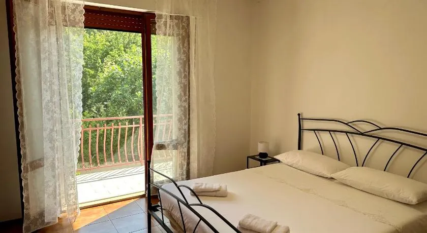 Casa Vacanze La Roccetta - Image 1