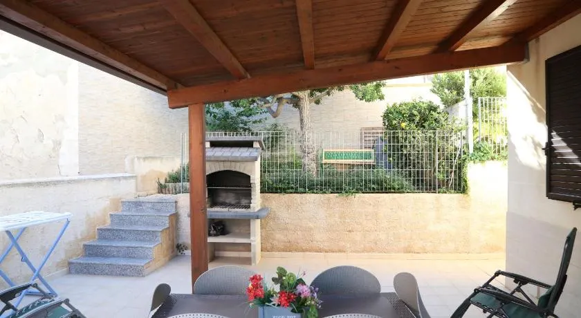 Casa Bonsai - Image 1