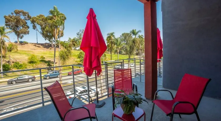 Spacious 500 sqft Studio with Balboa Park View - Image 1