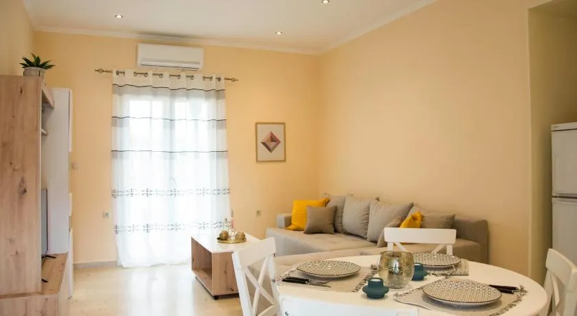 Aurelia Seaside Apartment - Image 1