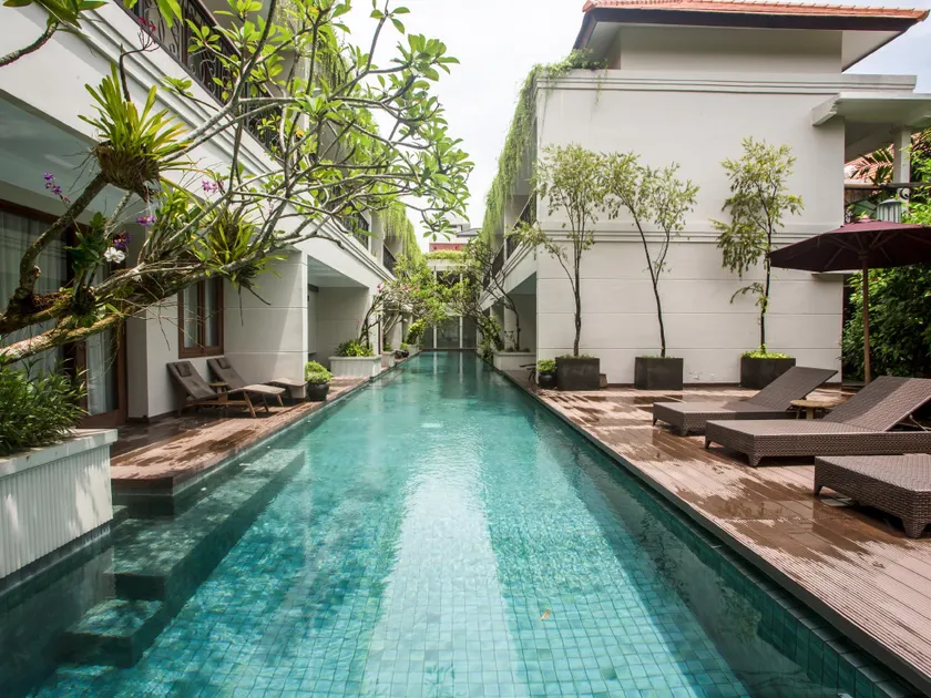 Seminyak Lagoon All Suites Hotel - Image 1