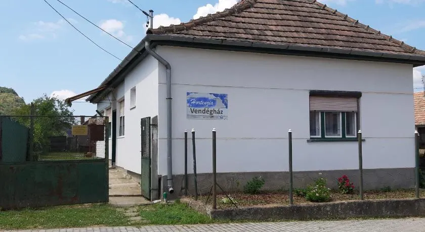Hortenzia Vendégház Márianosztra - Image 1