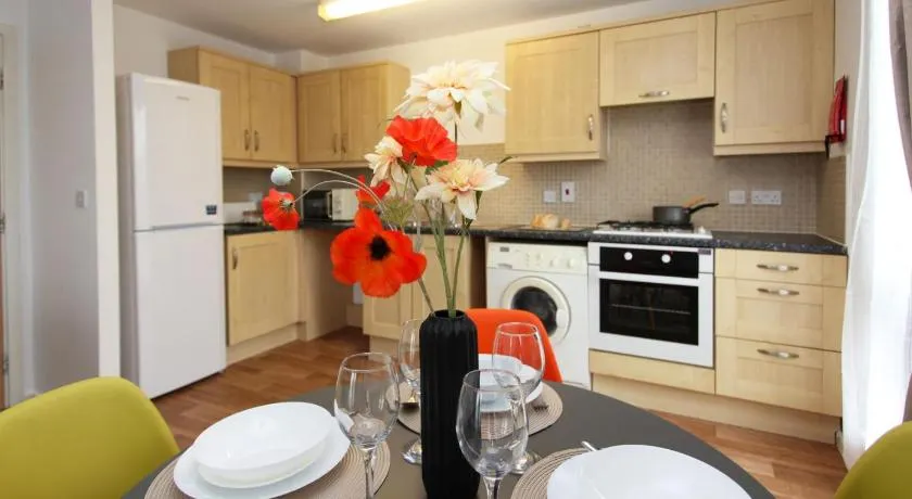 Autumn Heights Apartments - Image 1