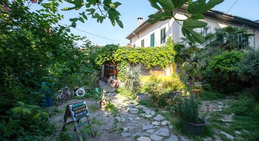 Mi Casa es Tu Casa - Shkodra Backpackers Hostel - Image 1