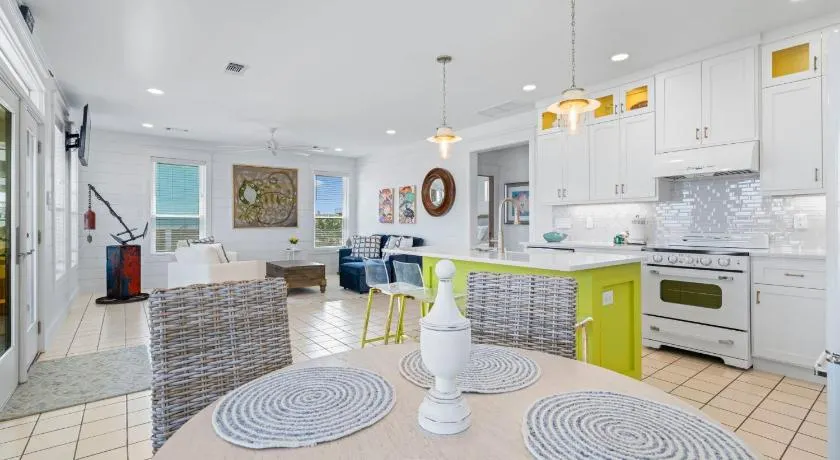 The Purple Pelican Coastal Charm Comfort - Image 1